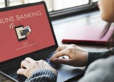 Five advantages of online banking