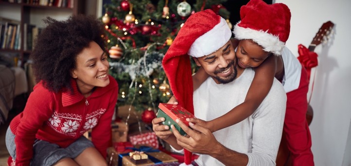 Keep cybercriminals off your members’ naughty lists this holiday season