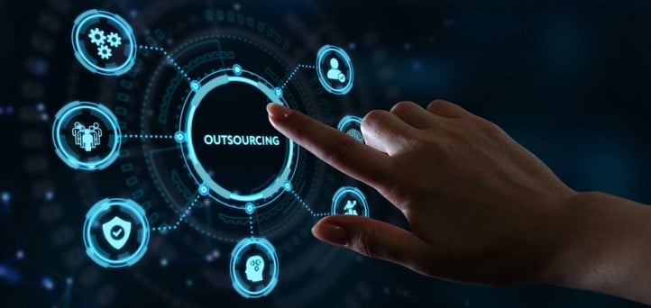 5 reasons your credit union should outsource marketing