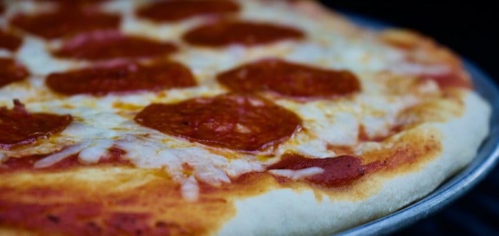 Aligning your team around a common goal is like ordering a pizza